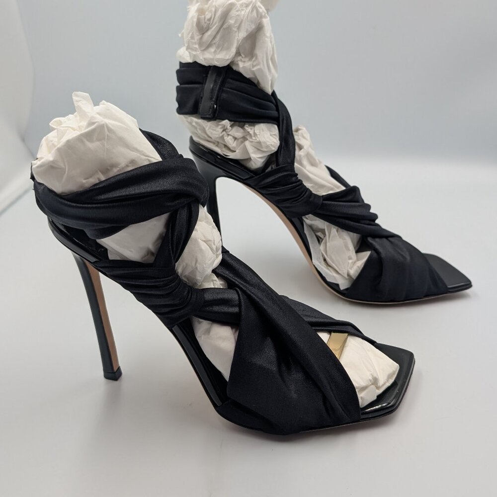 Neoma Sandal